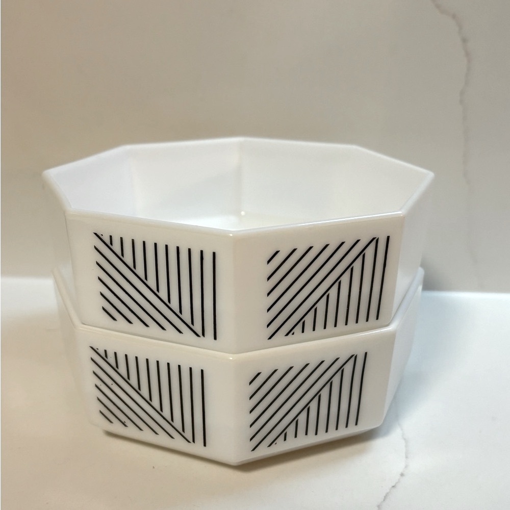 Vintage Arcoroc Octime Bowls